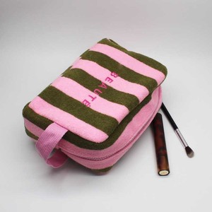 Sac <span class=keywords><strong>de</strong></span> <span class=keywords><strong>toilette</strong></span> <span class=keywords><strong>en</strong></span> <span class=keywords><strong>tissu</strong></span> éponge rayé avec logo personnalisé, sac <span class=keywords><strong>de</strong></span> voyage doux, organiseur <span class=keywords><strong>de</strong></span> maquillage mignon, <span class=keywords><strong>trousse</strong></span> <span class=keywords><strong>de</strong></span> <span class=keywords><strong>toilette</strong></span> quotidienne pour filles - Product Image 6