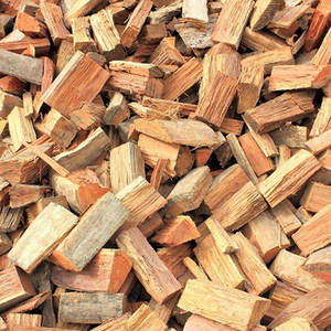 Fournisseur de bois de chauffage séché au four de qualité supérieure Bûches de bois dur chêne hêtre pin 18% Teneur en humidité Longueurs Meilleur bois de chauffage en vrac - Product Image 1