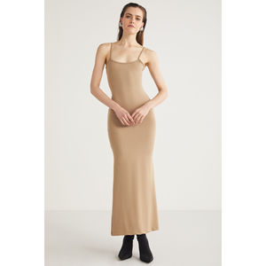 Robe longue moulante en satin pour femme ETHIQUET, bretelles spaghetti, col carré, sans manches, élégante, couleur unie, toutes saisons - Product Image 4