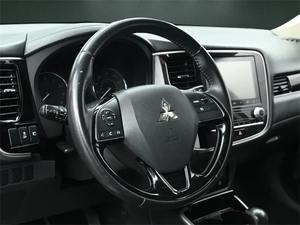 มิตซูบิชิ เอาท์แลนเดอร์ SEL ปี 2020 พวงมาลัยซ้าย 7 ที่นั่ง มาตรฐานไอเสียยูโร 4 - Product Image 4