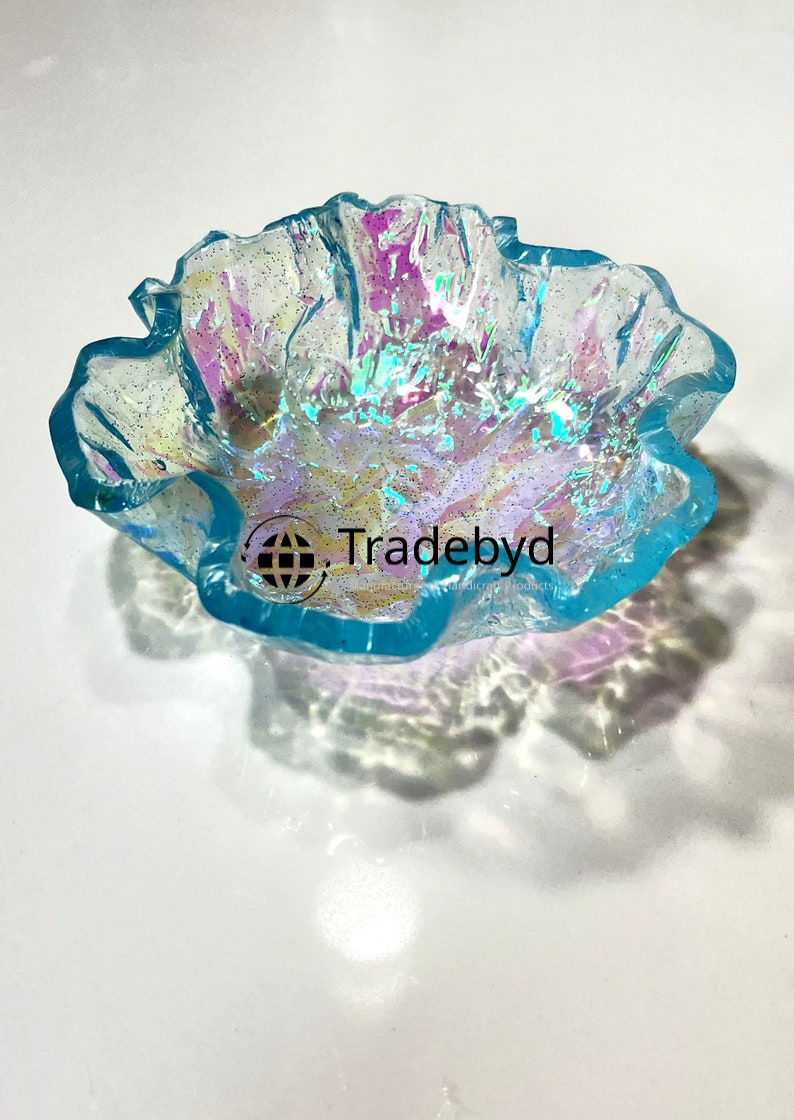 Available in different Colors