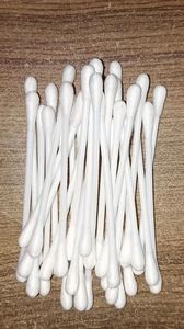 Hisopos de Algodón de Doble Cabeza de Alta Calidad OEM/ODM para Uso Hospitalario, Paquete de 100 Unidades, Suaves, Esenciales para la Limpieza Diaria - Product Image 3