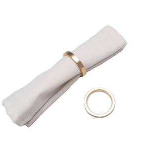 Anneau de serviette en métal de luxe personnalisé, design doré, cuisine, restaurant, décoration de mariage, hôtel, vaisselle de bureau, fait à la main en Inde - Product Image 1