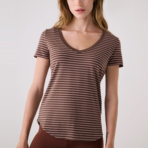 Camiseta de Verano Casual para Mujer, Cuello en V, Tejido Elástico, Corte Regular, Diseño a Rayas con Bloques de Color, Transpirable, Ecológica y Bonita - Product Image 5