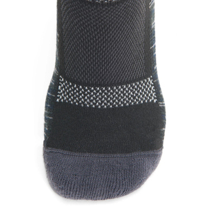 Venta al por mayor de calidad superior de los hombres de la tripulación calcetines antibacterianos de secado rápido 2 tonos acanalado diseño personalizado bordado Logo Hip Hop Calcetines - Product Image 2