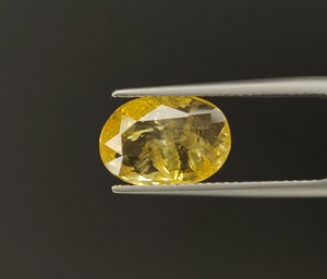 Meilleur prix saphir jaune naturel sans chaleur coupe ovale 4.70 carat taille de bague de haute qualité septembre pierre de naissance pour l'astrologie - Product Image 1
