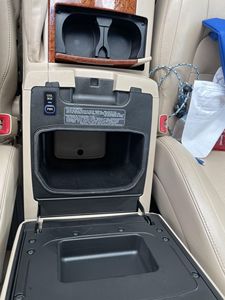 2013 pour Toyota pour Land Cruiser 4WD SUV V8 puissance 8L moteur boîte de vitesses automatique toit ouvrant panoramique sièges en cuir ACC AWD lumière gauche - Product Image 6