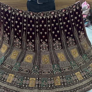 Rajwadi Maroon Velvet Lehenga Heavy Jarkan Cut Paste Bordado Doble Can Fit Long Choli 1,2 M 2,5 M Dupatta para Party Rani - Product Image 3