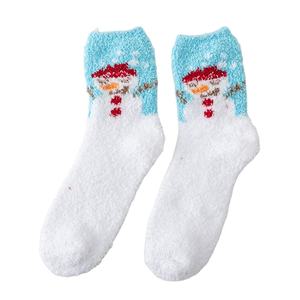 Lot de 5 paires de chaussettes fantaisie chaudes en mélange de laine, motif de Noël, emballage cadeau, chaussettes douillettes personnalisées pour femmes - Collection Hiver 2026 (Vente en gros) - Product Image 1