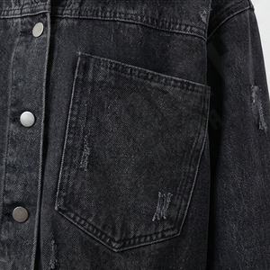 Veste en jean femme couleur personnalisée, bords effilochés, détails boutons audacieux, look streetwear urbain, manteau tendance et élégant, coton automne - Product Image 5