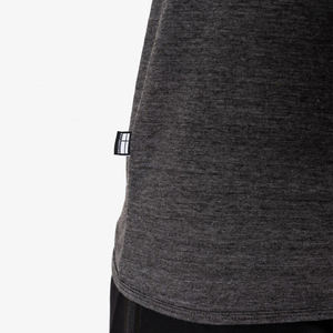 Venta al por mayor de camisetas sin mangas de gimnasio personalizadas para hombre, camiseta de correr de secado rápido de alta calidad, nuevo chaleco de entrenamiento de gimnasio personalizado OEM de alta calidad - Product Image 6