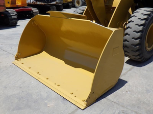 Chargeuse sur pneus Caterpillar 950F d'occasion, modèle 2022, origine France, moteur, boîte de vitesses, pompe, 10001-20000 heures, en vente - Product Image 5