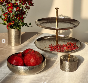 Bol en métal doré et argenté Thème floral pour fruits et ornements Bol en métal pour décoration de table et de salon Bol décoratif en métal - Product Image 2