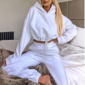 Ensemble de survêtement de Fitness à motif solide pour femmes chaud à manches longues décontracté haut court à capuche et pantalons de survêtement vêtements de sport pour l'hiver - Product Image 3