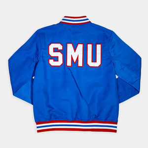 เสื้อแจ็คเก็ตบอมเบอร์ผู้ชายสไตล์วินเทจลำลองสำหรับฤดูหนาว ผ้าซาติน โพลีเอสเตอร์ ติดกระดุม ปักลาย แนวสปอร์ต วาร์ซิตี้ เป็นมิตรกับสิ่งแวดล้อม - Product Image 2