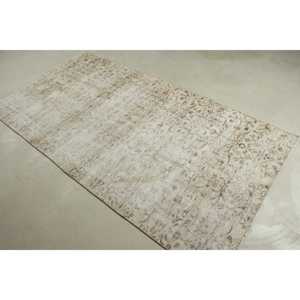 Tapis turc vintage 4,1x7,7 pi (124x234 cm), tapis oriental blanc et marron - Product Image 2