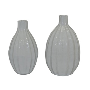 2024 nuevos jarrones antiguos maceta para flores Hogar Moderno decorativo curvo fuera de la puerta nuevo diseño jarrones maceta para flores - Product Image 2