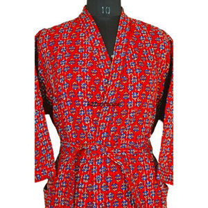 Vente en gros de veste longue en coton 100% Kantha, cousue à la main, col en V, fermeture à cordon, manteau chaud et robe pour toutes les tailles, utilisation estivale - Product Image 5