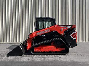 Cargadora de dirección deslizante Manitou 2750VT sobre orugas, equipo hidráulico de alto flujo para movimiento de tierras, construcción y paisajismo, motor listo para exportación - Product Image 3