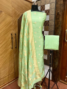 Nuevas llegadas: Conjunto de kurti sin coser de chinya banarasi teñible, ropa étnica tradicional india para mujer, diseño riquísimo para fiestas y eventos. - Product Image 5