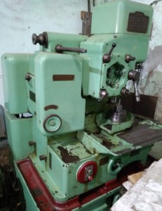 เครื่องขึ้นรูปเฟือง Maxicut 2a Drummond Bros. - Product Image 4