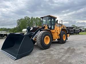 Chargeuse sur pneus 240kw HL970A Chargeuses frontales avec godet 4.2 CBM en vente bon marché - Product Image 6