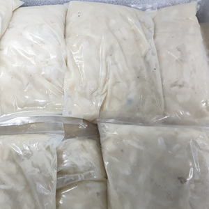 ETIQUETA LIMPIA DE URENTA SIN SEMILLAS CONGELADAS DE ALTA CALIDAD CON RICO SABOR TROPICAL - Product Image 1