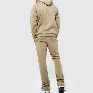 Survêtements de sport confortables pour hommes coupe régulière à bas prix logo personnalisé vêtements de sport pour l'entraînement motif solide coupe régulière d'hiver - Product Image 2