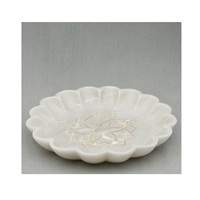 Ensemble d'assiettes en marbre artisanal de qualité supérieure pour la cuisine à manger moderne servant un design de luxe en pierre naturelle solide poli fabriqué à la main