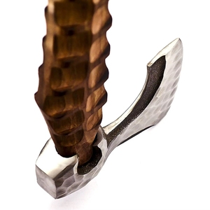 หัวขวานดามัสกัสทำด้วยมือเกรดอุตสาหกรรมคุณภาพสูงเหล็กกล้าคาร์บอนสีดำพร้อมด้ามจับไม้แกนดีไซน์ใหม่ - Product Image 2