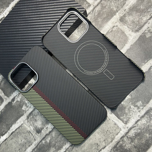 Ultra-mince véritable fibre d'aramide charge magnétique cadre de caméra en métal garde antichoc léger Durable iPhone 16 & 14 coque de téléphone - Product Image 1
