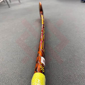 Bâton de hockey sur gazon en fibre de carbone de haute qualité, design professionnel personnalisé, prix de gros, faible MOQ - Product Image 3