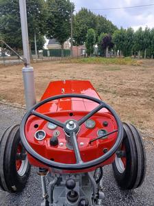 รถแทรกเตอร์ล้อยาง Massey Ferguson รุ่น MF 135/290/385/390/188 45 แรงม้า ระบบขับเคลื่อน 4 ล้อ ปั๊มเกียร์สำหรับมอเตอร์เครื่องยนต์ พร้อมลูกปืน รับประกัน 1 ปี สำหรับใช้งานในฟาร์ม - Product Image 3
