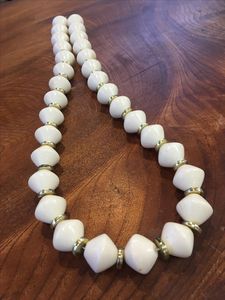 Multicolor Resin Beaded Necklace for Casual Wear - Product Image 3