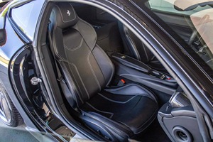 Usato 2015 Ferarii <span class=keywords><strong>F12</strong></span> Berlinetta - Product Image 3