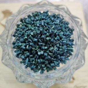 HDPE 100% Masterbatch reciclado 25kg Bolsa Patrón granulado moldeado colorido Productos de caucho natural reprocesado para moldeo por soplado - Product Image 2