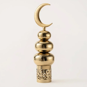 Preciosa decoración metálica de Ramadán Kareem que transforma tu espacio en una celebración de la fe, la belleza y la elegancia duradera. - Product Image 6