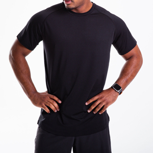 เสื้อยืดแขนสั้นแบบสปอร์ต ระบายอากาศได้ดี ชุดจ็อกเกอร์ผ้าฝ้ายลำลองสำหรับผู้ชาย ชุดฤดูร้อน 2 ชิ้น ชุดวอร์มสำหรับผู้ชาย - Product Image 4