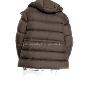 Alta calidad personalizada al aire libre de punto otoño chaquetas para hombre estándar cálido a prueba de viento ecológico chaqueta acolchada con capucha Casual - Product Image 3