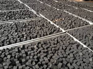 ก้อนถ่านชิชาไร้ควันขนาด25*25มม. 3% เถ้าเกรดส่งออกจากเวียดนาม - Product Image 5