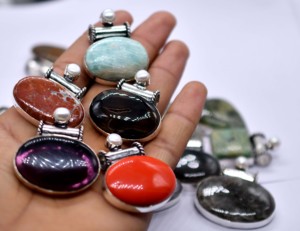 Lote de colgantes de cristal natural, venta al por mayor, joyería de piedras preciosas múltiples, colgante bohemio Chapado en plata de ley 925, piedras preciosas surtidas - Product Image 5