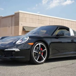 บิลท์ คอมฟี่ 2016 ปอร์เช่ 911 ทาร์ก้า 4S คูเป้ 2 ประตู - Product Image 1