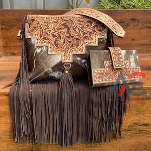 2025 cuir repoussé à la main frange peau de vache sac à bandoulière et cuir repoussé à la main RFID blocage portefeuille à la mode pochette femmes ensembles - Product Image 1