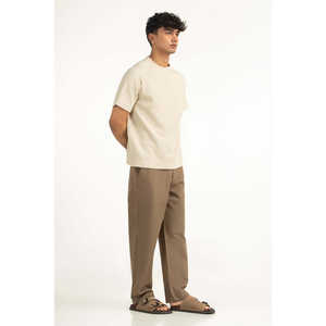 เสื้อยืดทรงปกติ ลายเรียบ ผ้าเจอร์ซีย์ระบายอากาศ พิมพ์ลายสกรีน รุ่น MN-TS-SS26-024-B - Product Image 3