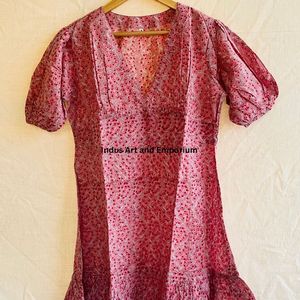 Hermoso Vestido Estampado Floral en Bloques de Algodón, Vestido para Uso Casual, Vestido Estampado a Mano - Product Image 3