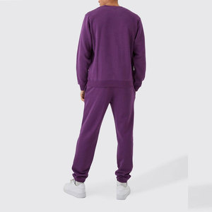 Conjunto Deportivo de Sudadera con Cuello Redondo y Logotipo en Relieve Morado para Hombre, Corte Regular Informal, Ropa de Otoño para Adultos, 100% Algodón - Product Image 2