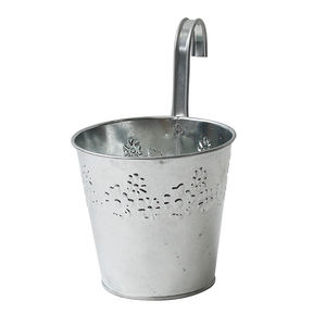 Vase à Fleurs en Métal et Laiton Fait à la Main, Nouveau Design Unique, Vaisselle, Décoration, Fabricant, Fournisseur en Gros - Product Image 5