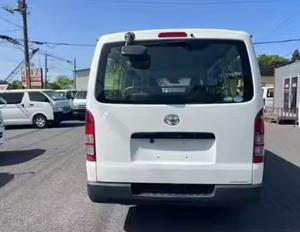 DISCOUNT - Toyota Hiace Mini Van d'occasion 2020, conduite à gauche, 25 001-50 000 miles, 8 places - Product Image 4