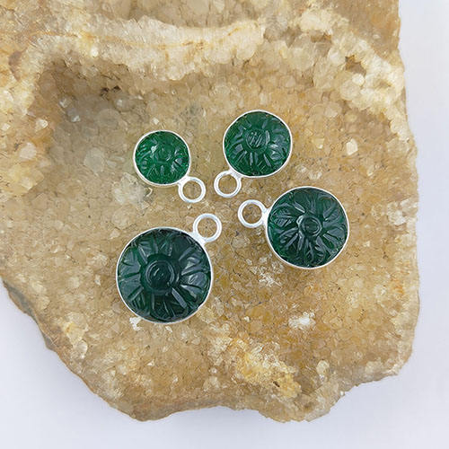 สีเขียว