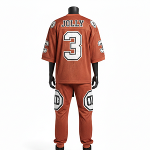 Conjunto de pantalón y camiseta deportiva de malla de poliéster GSM para hombre, color naranja óxido, tela transpirable, logotipo bordado en parche, camiseta de malla y pantalón para hombre - Product Image 2